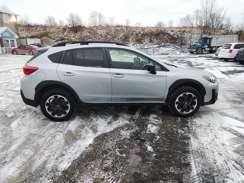 Used 2021 Subaru Crosstrek 2.0i image 6
