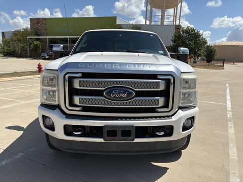 Used 2015 Ford F250 Platinum w/ FX4 Off-Road Package AWD/4WD image 9