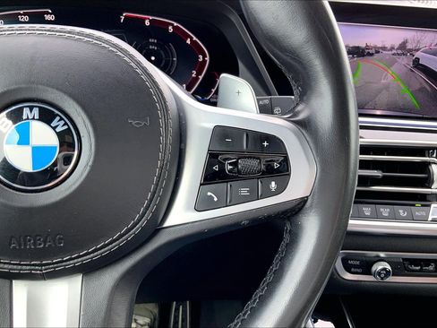 Used 2019 BMW X5 xDrive50i w/ M Sport Package image 22