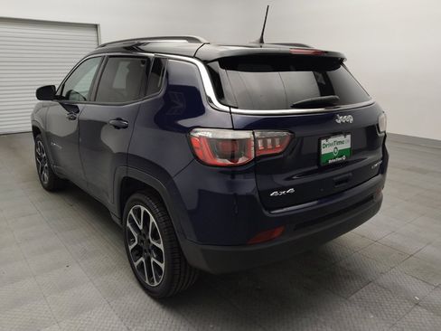 Used 2019 Jeep Compass Limited AWD/4WD image 5