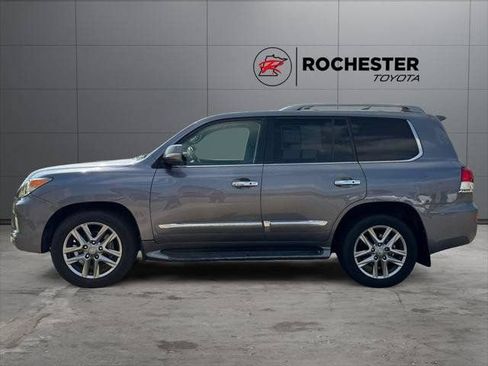 Used 2014 Lexus LX 570 4WD image 34