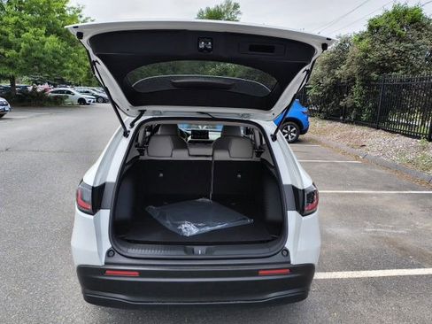 New 2027 Honda HR-V LX image 10