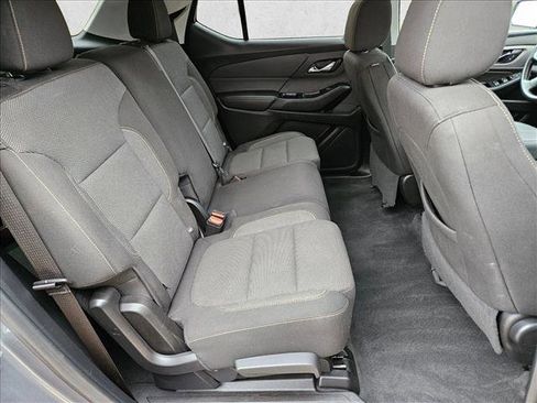 Used 2020 Chevrolet Traverse LS image 20
