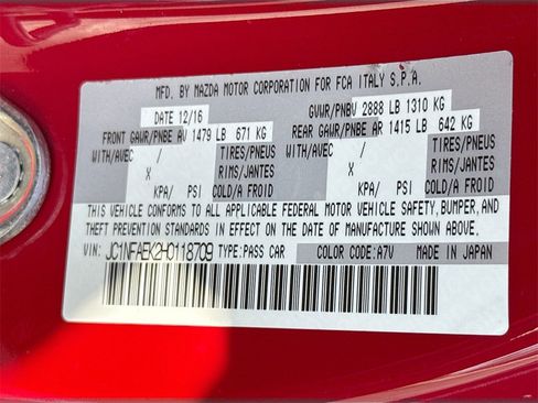 Used 2017 FIAT 124 Spider Classica image 33