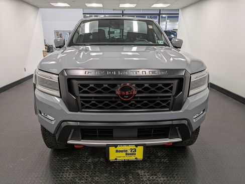 Used 2024 Nissan Frontier PRO-4X w/ Pro Premium Package image 2