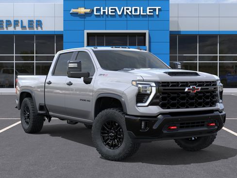 New 2026 Chevrolet Silverado 2500 ZR2 AWD/4WD image 7