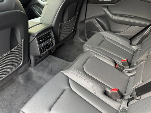 New 2026 Audi Q8 Premium Plus image 9