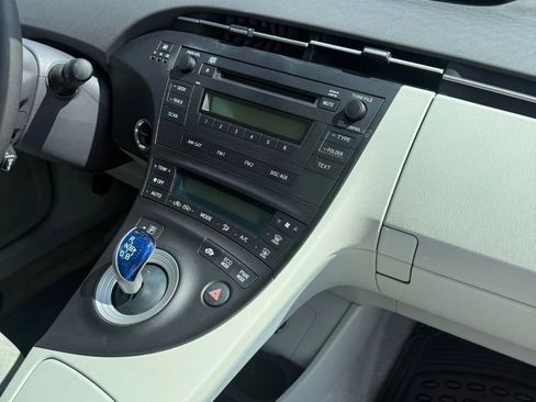 Used 2010 Toyota Prius Two image 27