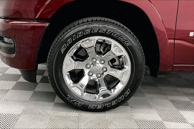 Used 2025 RAM 1500 Big Horn AWD/4WD image 10
