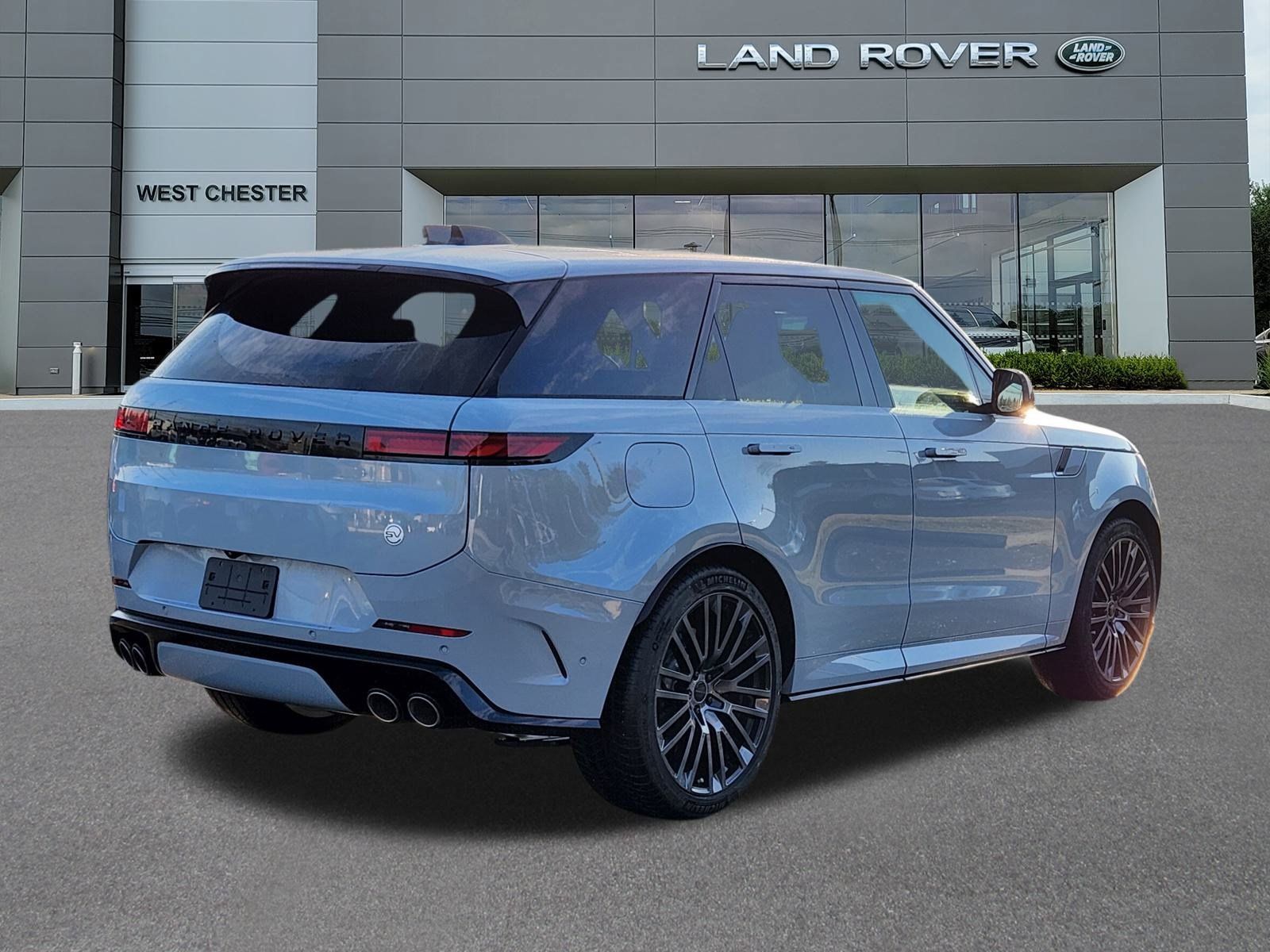 New 2026 Land Rover Range Rover Sport SV AWD/4WD image 4