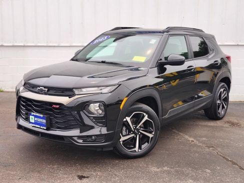 Used 2023 Chevrolet TrailBlazer RS w/ Convenience Package AWD/4WD image 1