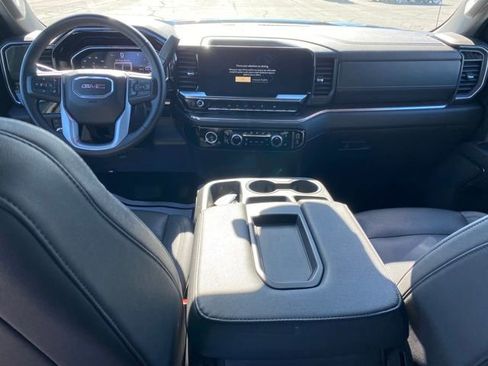 Certified 2024 GMC Sierra 1500 SLT image 5