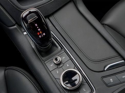 New 2025 Cadillac XT6 Premium Luxury w/ Platinum Package image 14