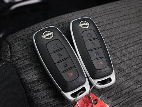 Certified 2023 Nissan Rogue SV FWD image 30