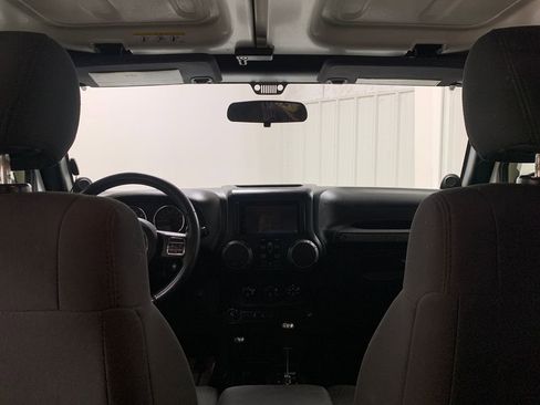 Used 2012 Jeep Wrangler Unlimited Sport image 18