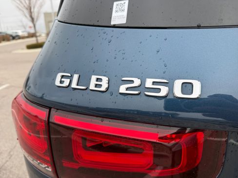 Certified 2023 Mercedes-Benz GLB 250 4MATIC image 24
