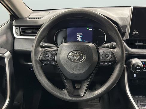 Used 2024 Toyota RAV4 XLE image 30