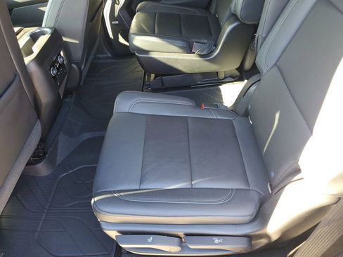 Used 2021 Chevrolet Tahoe LT image 13