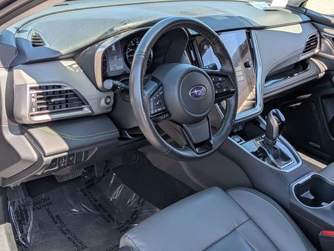 Used 2025 Subaru Outback Onyx Edition image 15