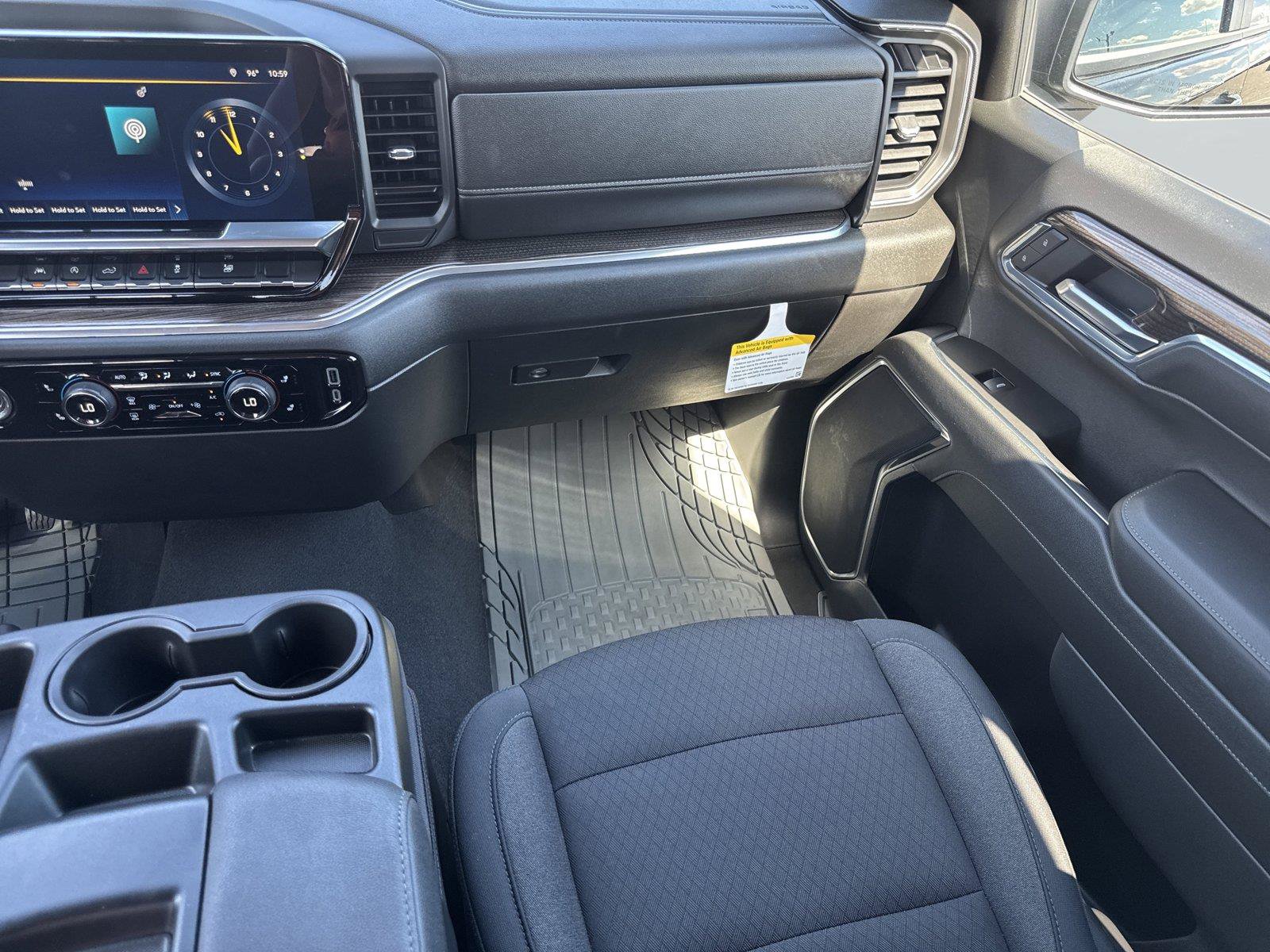 Used 2024 Chevrolet Silverado 1500 LT AWD/4WD image 35