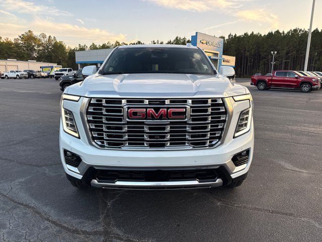 New 2026 GMC Yukon XL Denali w/ Sun & Power Step Package RWD image 8