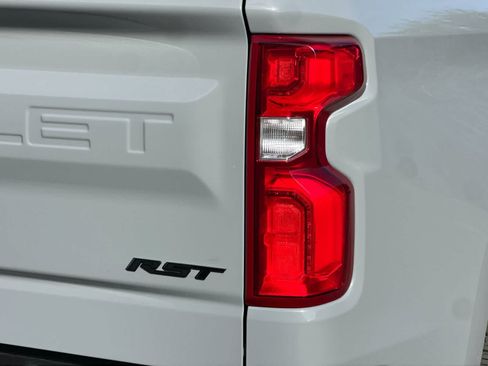 Used 2025 Chevrolet Silverado 1500 RST w/ Z71 Off-Road Package AWD/4WD image 27