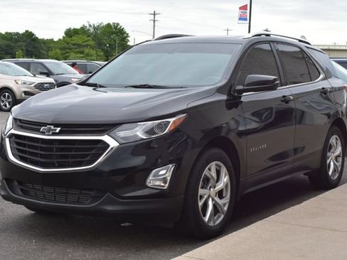 Used 2018 Chevrolet Equinox LT FWD image 15