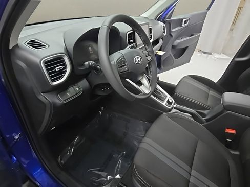 New 2026 Hyundai Venue SEL FWD image 12