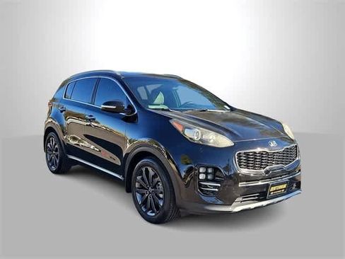 Used 2019 Kia Sportage EX w/ EX Sport Appearance Package image 2