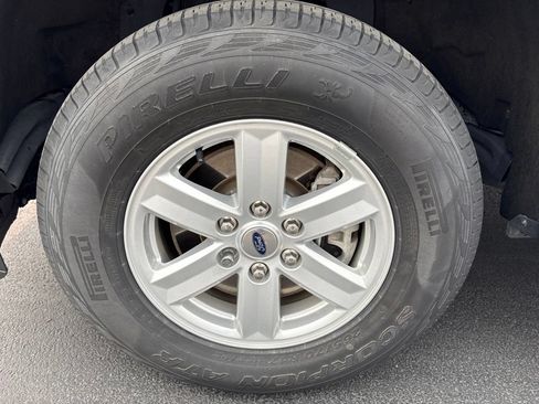 Used 2023 Ford F150 XLT AWD/4WD image 10