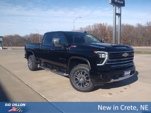New 2026 Chevrolet Silverado 2500 LT w/ Z71 Chrome Sport Edition image 15