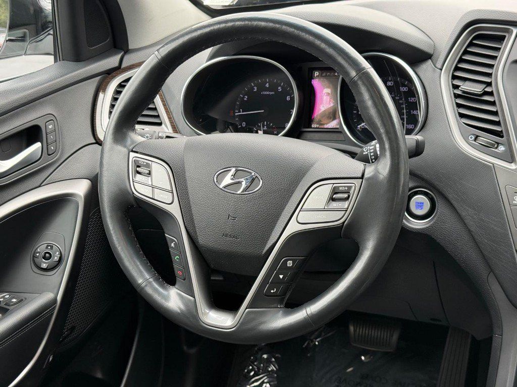 Used 2017 Hyundai Santa Fe Sport AWD/4WD image 12