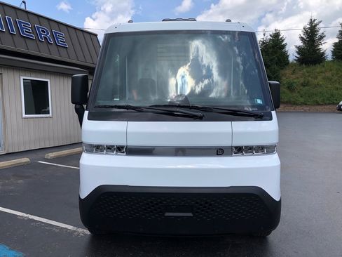 Used 2024 Chevrolet Brightdrop 600 w/ Commercial Equipment Package AWD/4WD image 9