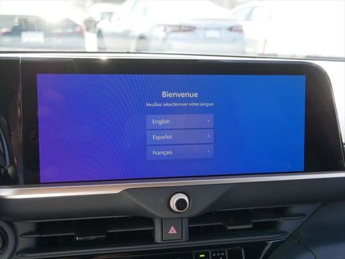 Certified 2023 Toyota Crown XLE image 17