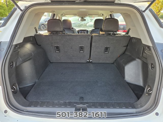 Used 2024 GMC Terrain SLE FWD image 14