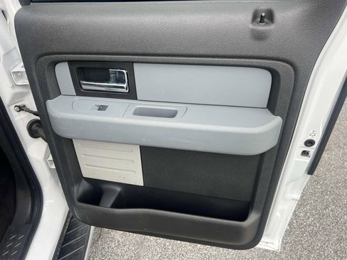 Used 2014 Ford F150 XLT w/ Equipment Group 302A Luxury image 16