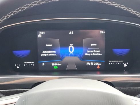 Used 2022 Volkswagen Tiguan SE FWD image 6