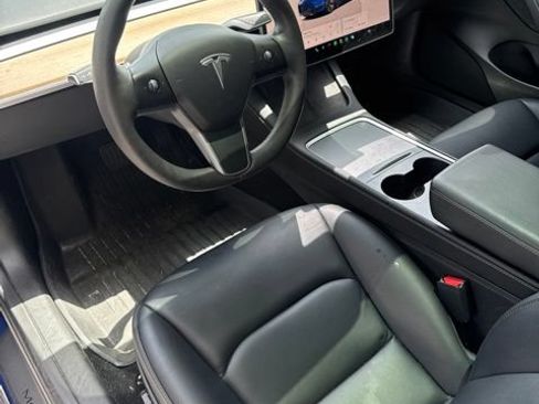 Used 2023 Tesla Model 3 Standard Range RWD image 3