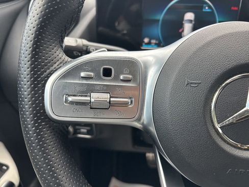 Used 2021 Mercedes-Benz GLA 250 image 18