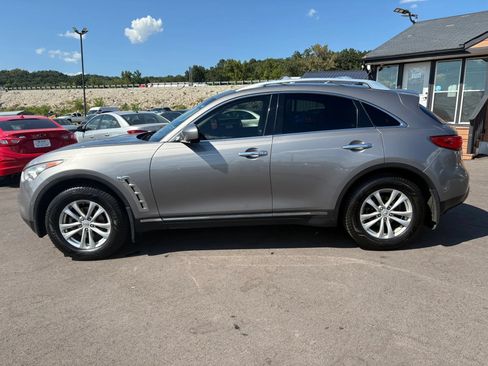 Used 2011 INFINITI FX35 AWD w/ Premium Pkg image 3