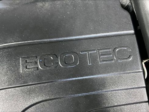 Used 2025 Chevrolet Equinox LT FWD image 29