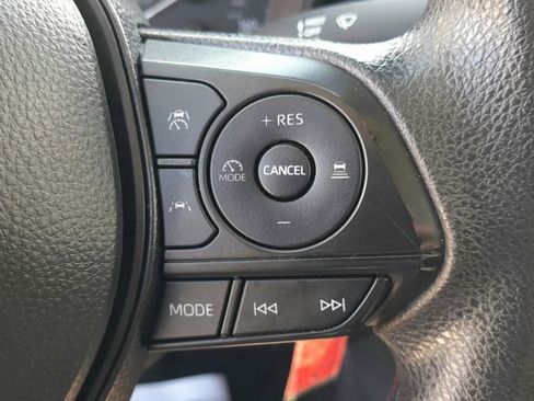 Used 2024 Toyota Corolla LE image 22