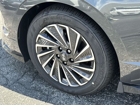 New 2025 Hyundai Sonata SEL FWD image 11