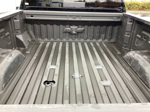 Used 2024 Chevrolet Silverado 2500 LTZ w/ LTZ Plus Package image 4