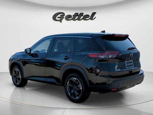 Certified 2024 Nissan Rogue SV image 7