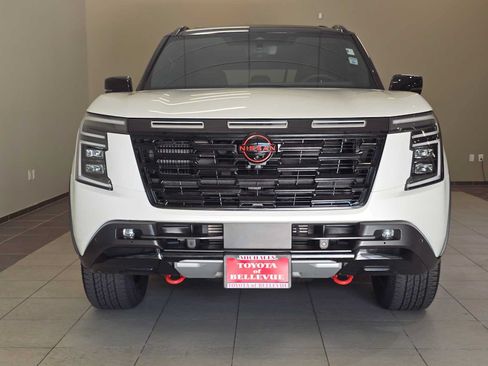 Used 2025 Nissan Armada PRO-4X AWD/4WD image 6