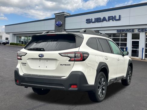 Certified 2023 Subaru Outback Onyx Edition image 7