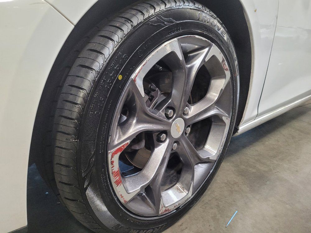 Used 2022 Chevrolet Malibu LT FWD image 31