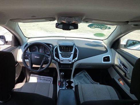 Used 2016 GMC Terrain SLE FWD image 24