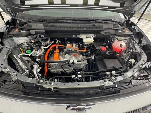 Certified 2026 Chevrolet Equinox EV RS FWD image 22